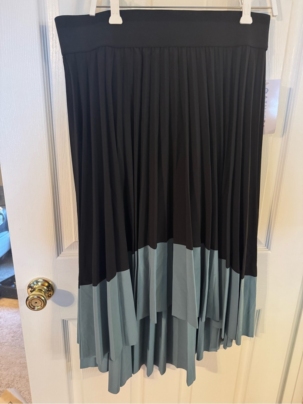 Athleta Black and Dusty Blue Pleated High-Low Skirt